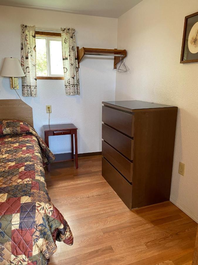 Oceanside Ocean Front Cabins エクステリア 写真