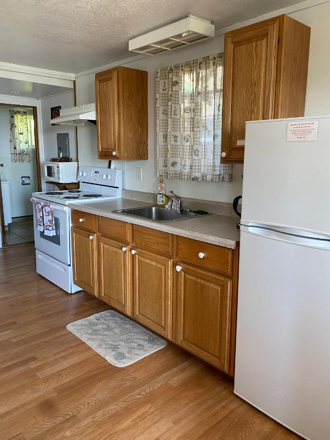 Oceanside Ocean Front Cabins エクステリア 写真