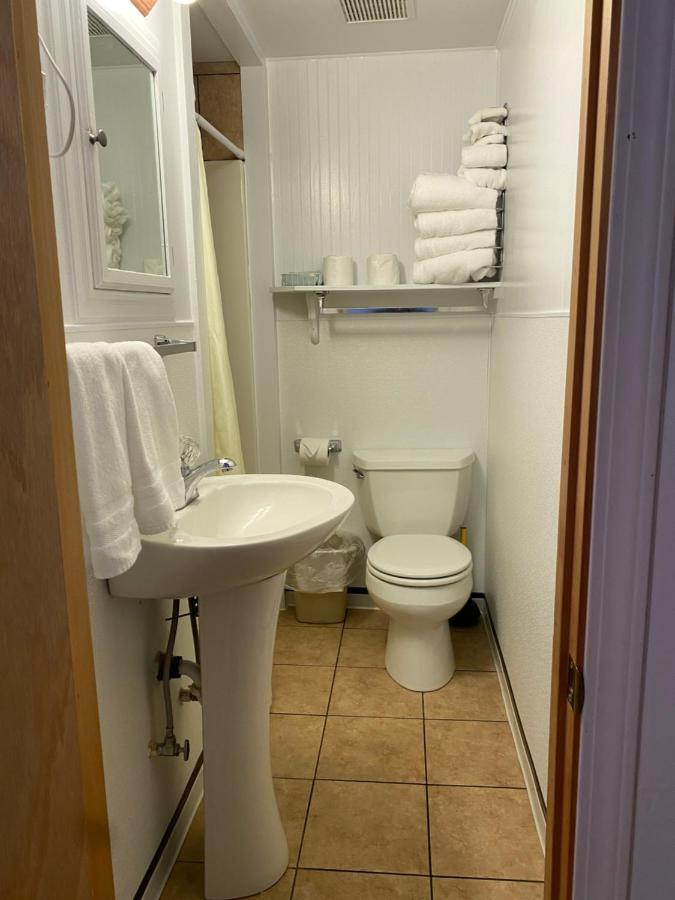 Oceanside Ocean Front Cabins エクステリア 写真