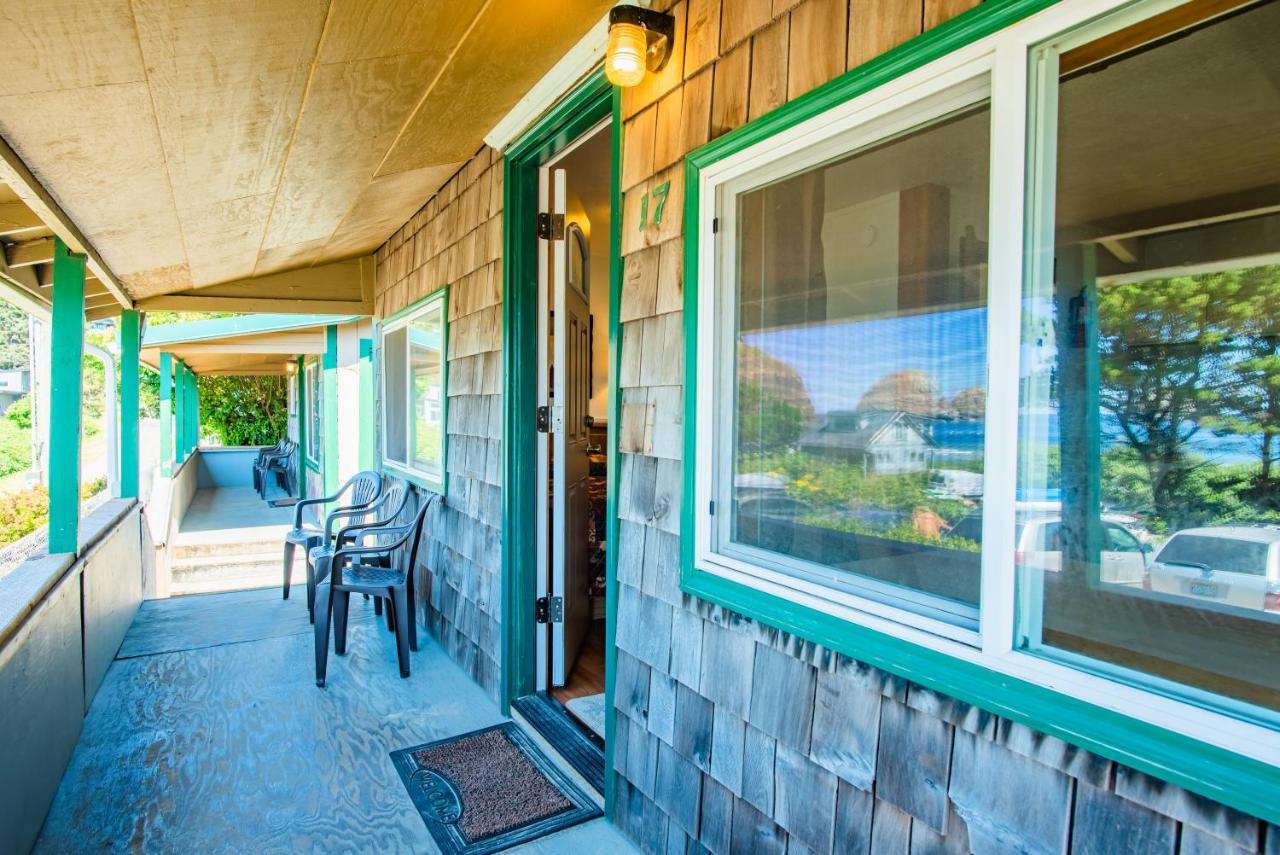 Oceanside Ocean Front Cabins エクステリア 写真