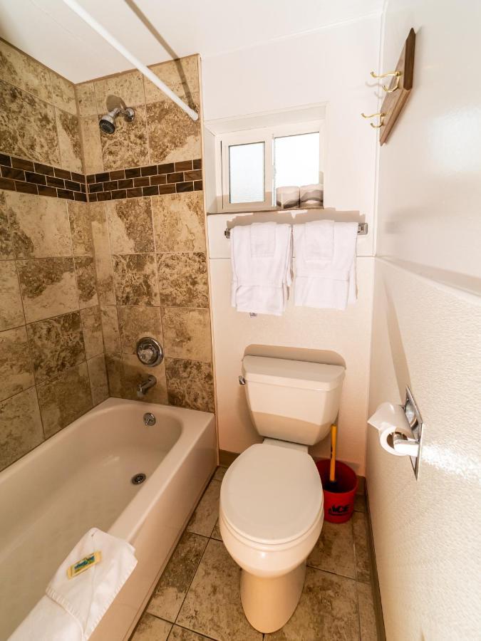 Oceanside Ocean Front Cabins エクステリア 写真