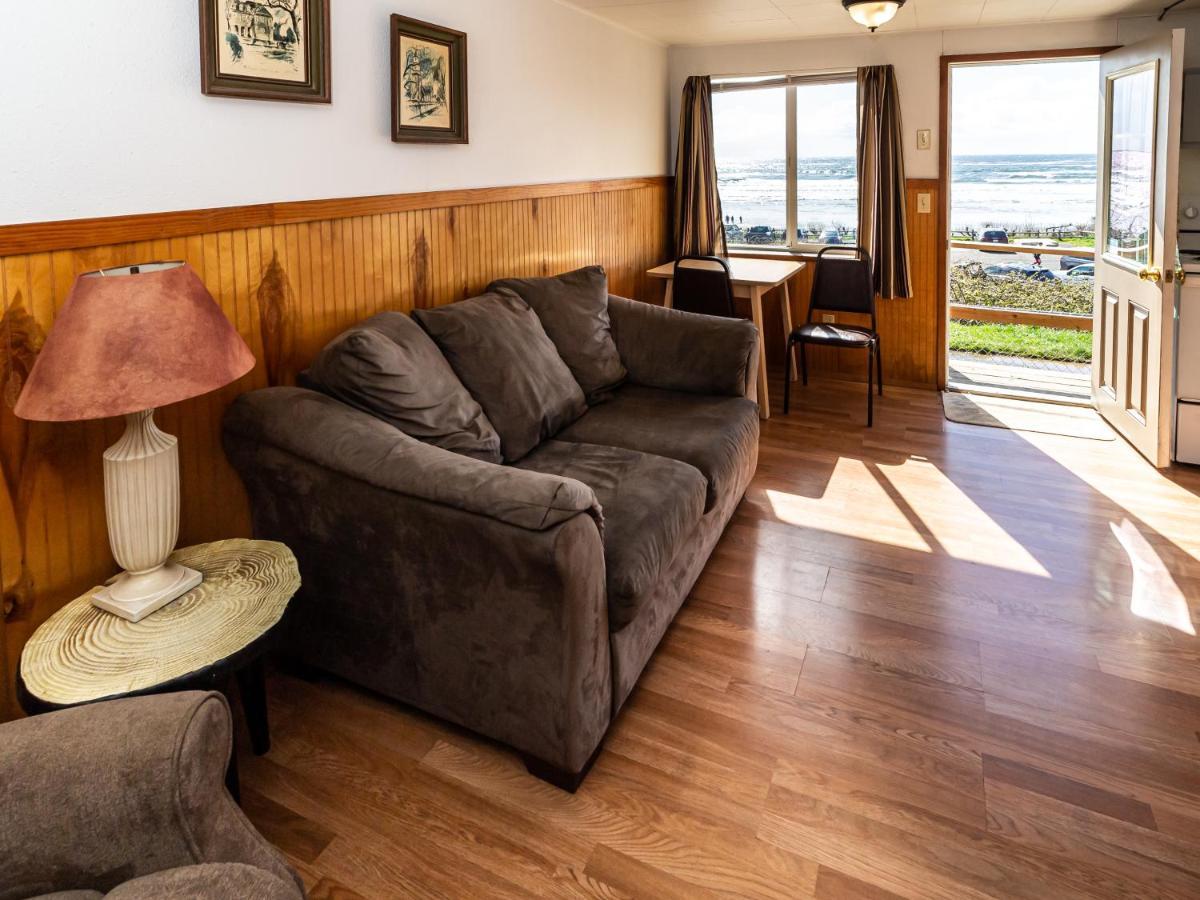 Oceanside Ocean Front Cabins エクステリア 写真