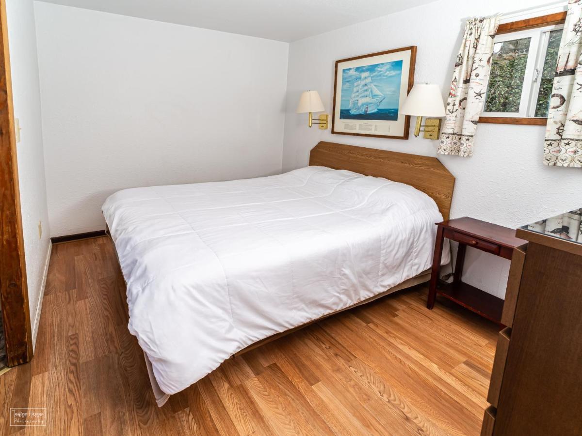Oceanside Ocean Front Cabins エクステリア 写真